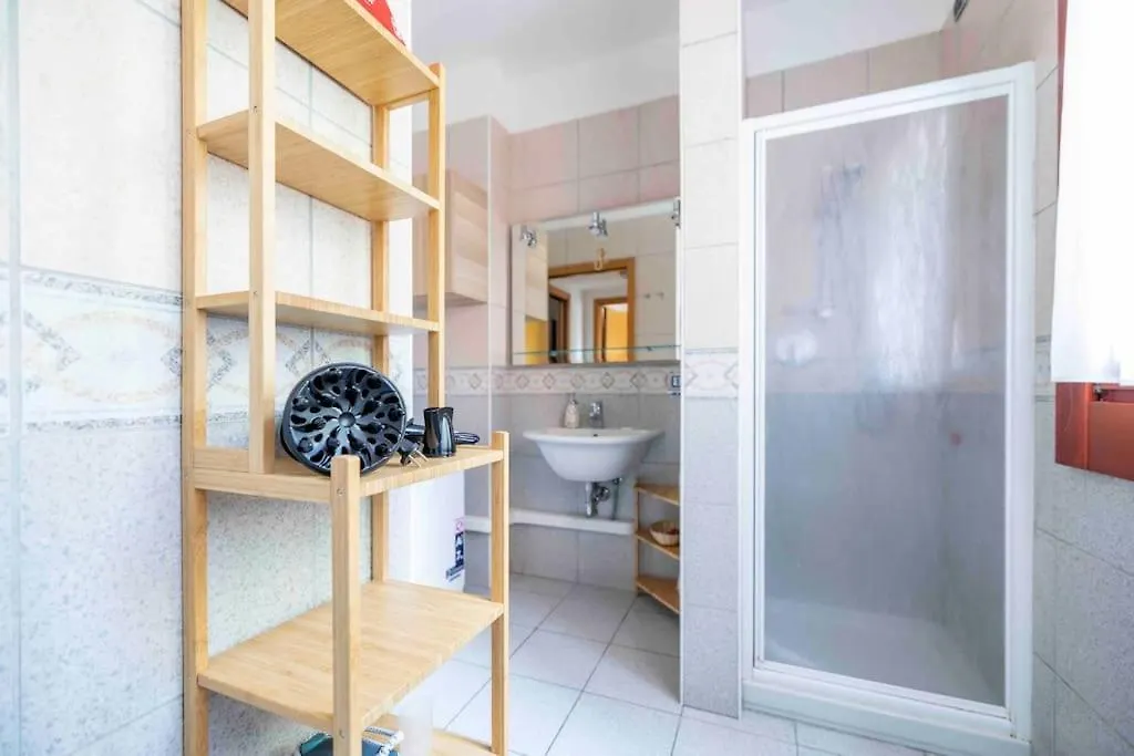 Ferienwohnung Bellissimo Bilocale Con Terrazzo Mailand Apartment